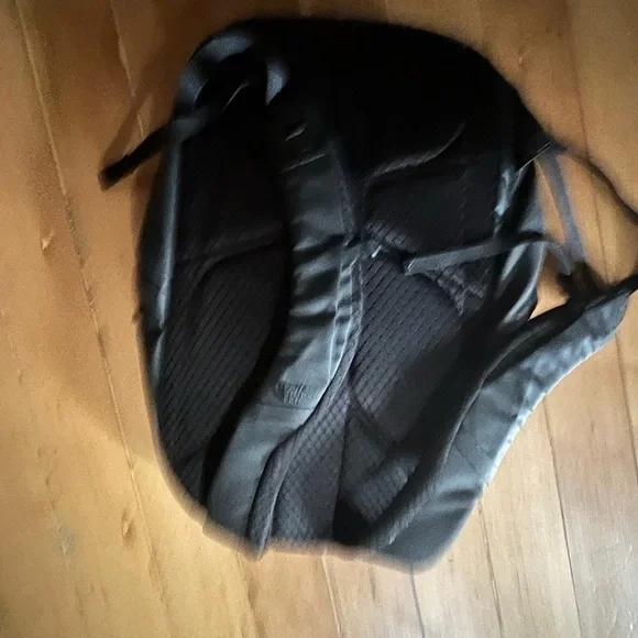 The North Face Isabella Backpack - Picture 4 of 4